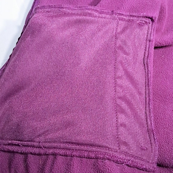 Vertical 9 Women's Med. Violet/Purple Full Zip Lightweight Hooded Jacket - Picture 10 of 10